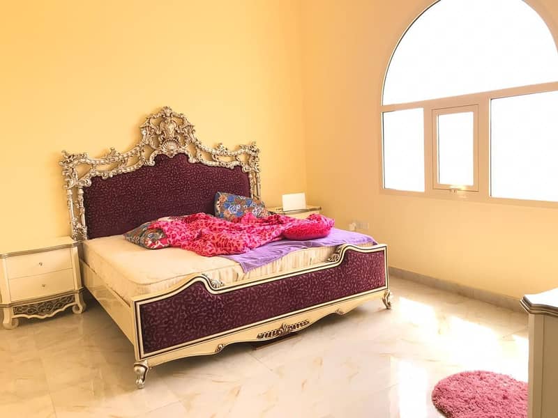 Almost New 1 Bedroom Hall in Khalifa B (2,700/Monthly)