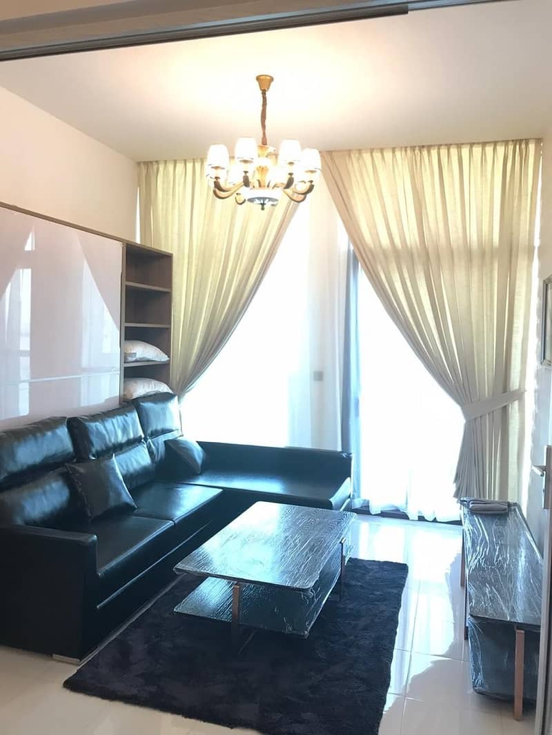 Spacious 1 BR Fully Furnished l Pool View |