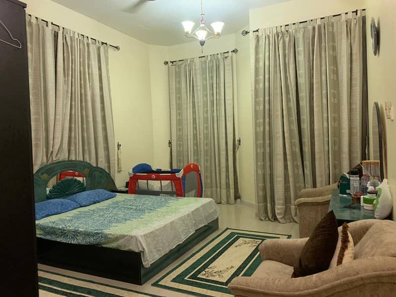 beautiful spacious 5 bedrooms villa for sale in ajman