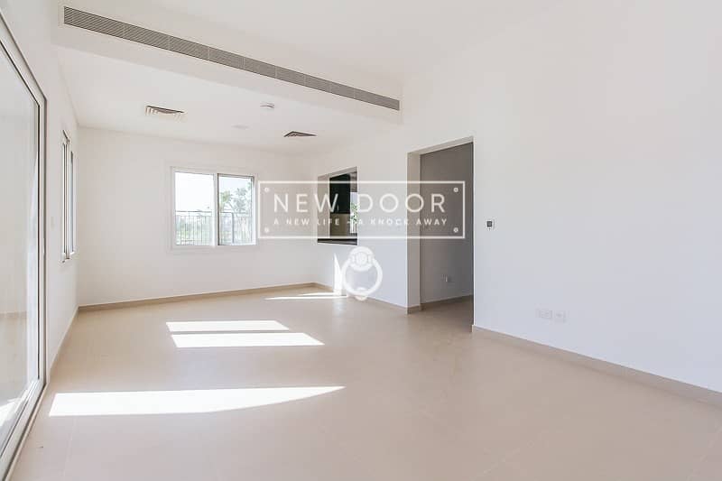 Hot Deal | Semi-Detached | On Pool Park Hot Deal | Semi-Detached | On Pool Park