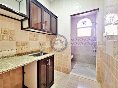 Superb studio! Good size! No Commission Superb studio! Good size! No Commission