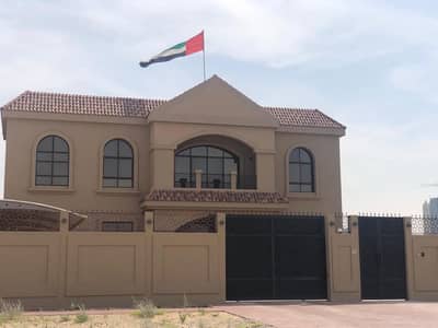 Brand New Upgraded 5 BR Villa/Majlis/Maid/Covered Parking Brand New Upgraded 5 BR Villa/Majlis/Maid/Covered Parking
