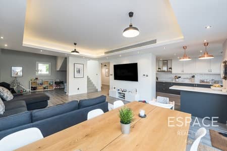 Fully Upgraded and Extended 3 Beds Villa Fully Upgraded and Extended 3 Beds Villa