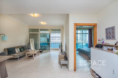 One Bedroom Unfurnished in Great Location One Bedroom Unfurnished in Great Location