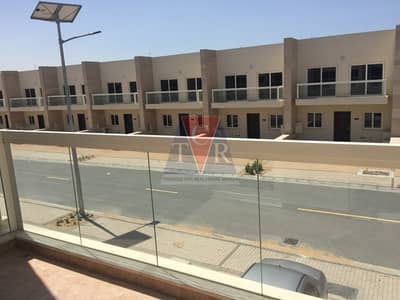 SINGLE AND SOUK FACING SINGLE AND SOUK FACING
