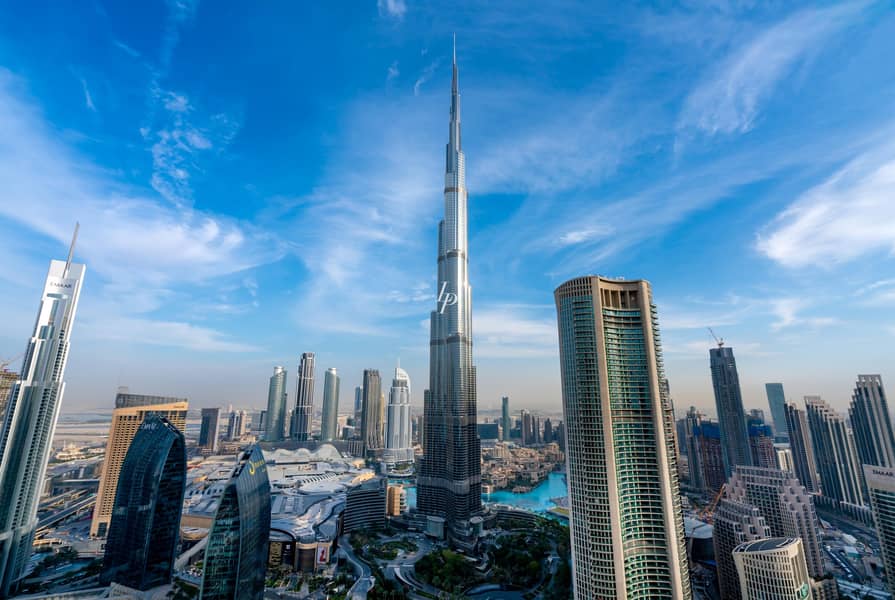 View of the Burj Khalifa|Stunning Luxury Finishes