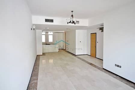 4 Bdr | Terraced Townhouse | Vacant 4 Bdr | Terraced Townhouse | Vacant