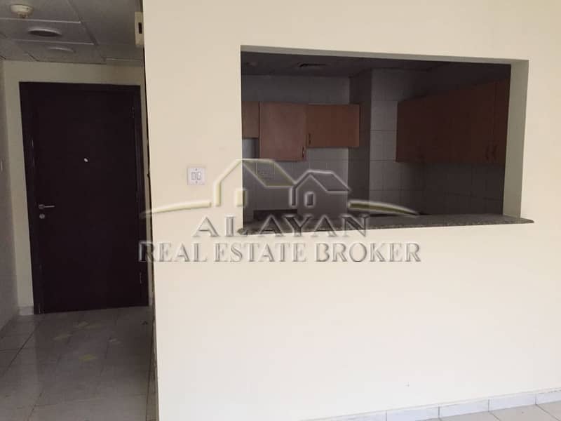 READY TO MOVE: 1 BHK WITH BALCONY FOR RENT IN ITALY CLUSTER IN 25,000/  4 CHEQUES
