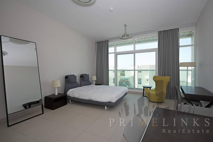 Studio Close Burj Al Arab Furnished with Balcony Studio Close Burj Al Arab Furnished with Balcony