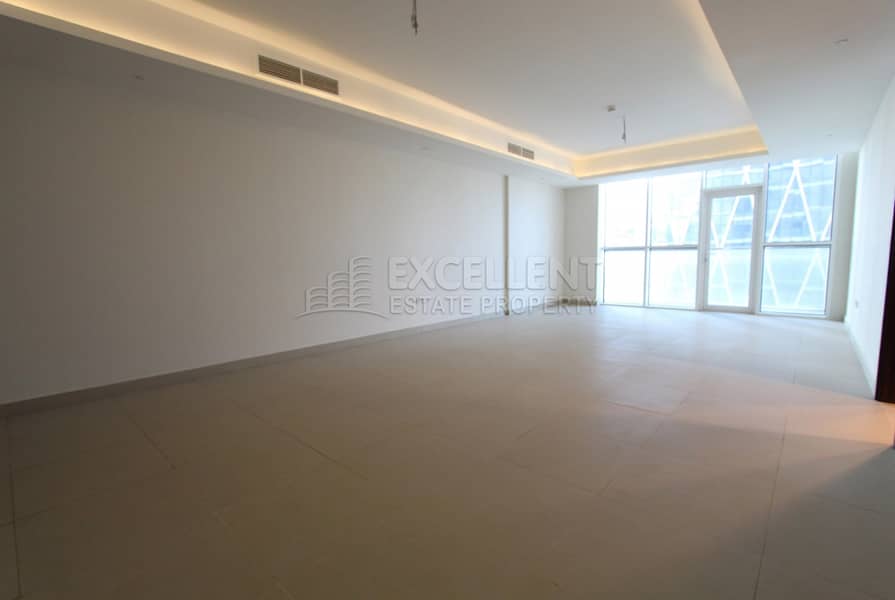 Amazing 4BH Apt| Balcony| Parking| Sea View Amazing 4BH Apt| Balcony| Parking| Sea View