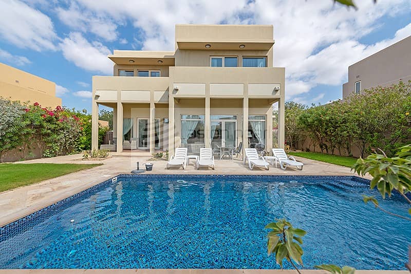 Vacant Now | Type 9 Well Kept Villa | Private Pool