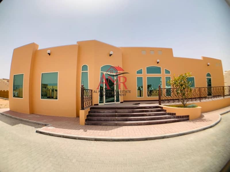 Ground Floor Villa | All Masters| Wardrobes | Shaded Parking Ground Floor Villa | All Masters| Wardrobes | Shaded Parking