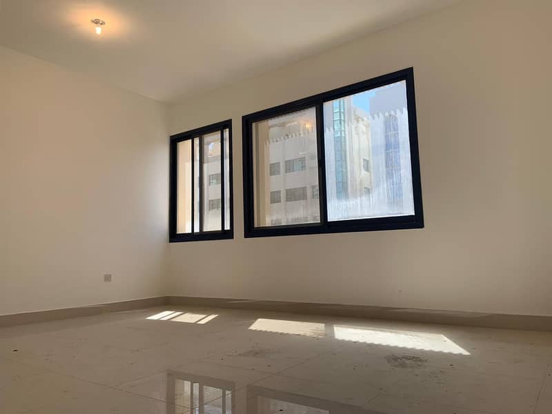 Spacious Size 2 BHK With Balcony in Neat And Clean Building At Al Muroor 21 Street 50k
