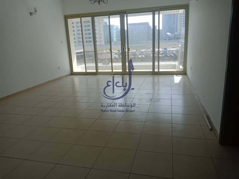 12 Amazing Sheikh Zayed Road View| 3 BR | 1 month Free