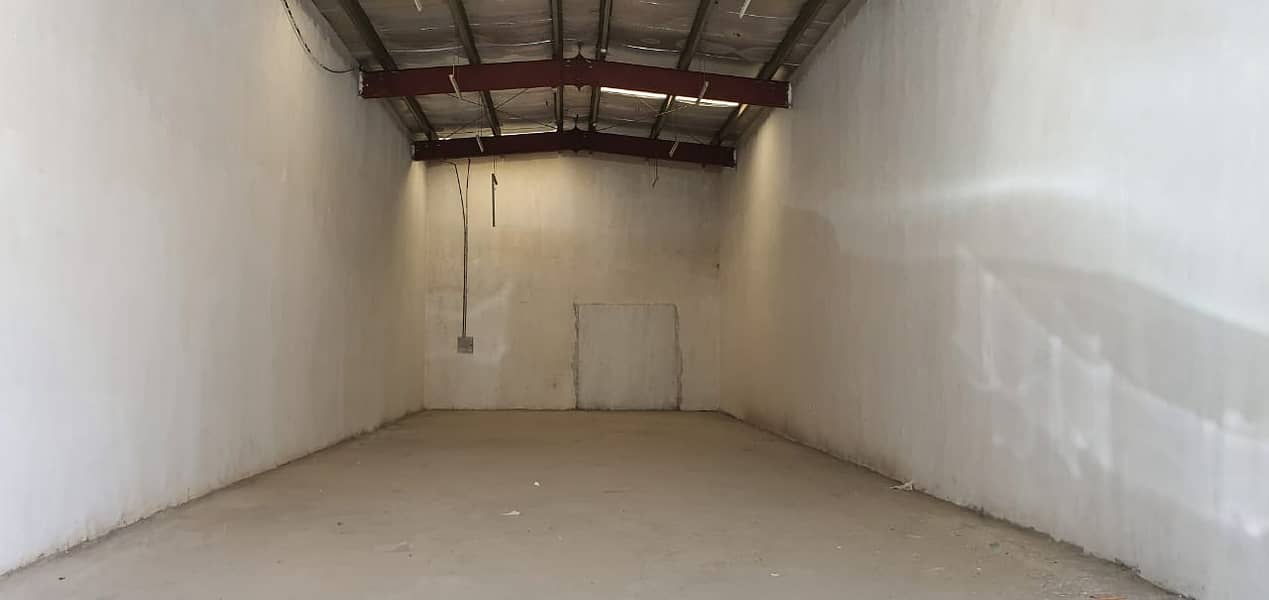 2900 square feet Warehouse with good height available in Industrial area 13, Sharjah