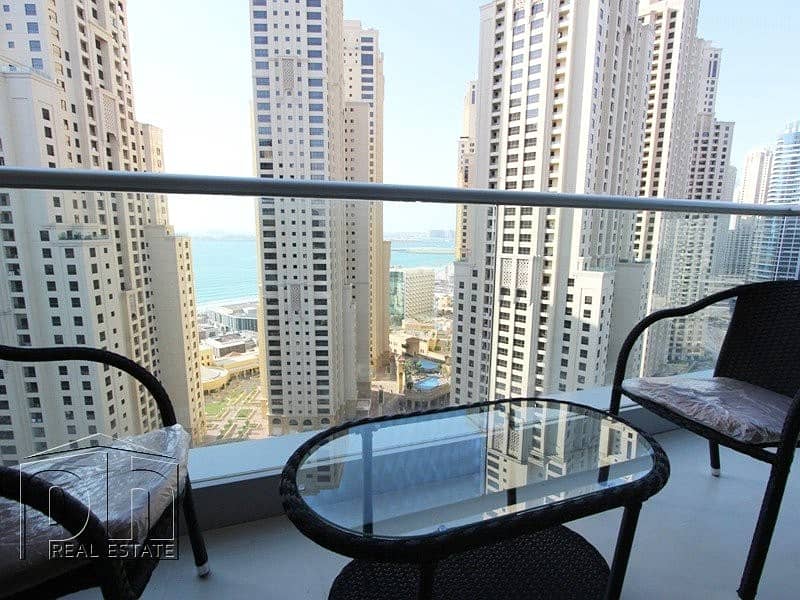 Stunning 2bed in the heart of the marina
