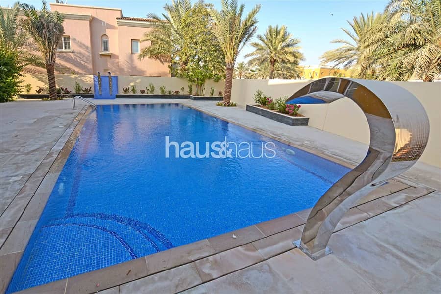 Private pool | Upgraded kitchen | 7 beds