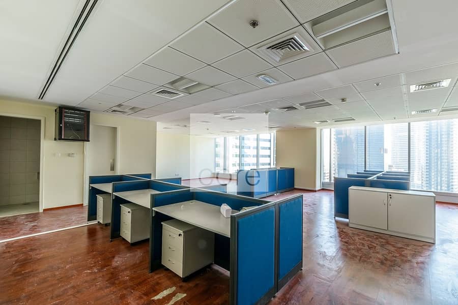 Fitted office with partitions in Saba 1. Fitted office with partitions in Saba 1.