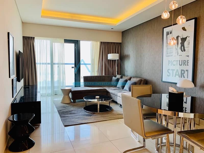 LIVE IN LUXURY 2BR IN DAMAC PARAMOUNT-BUSINESS BAY