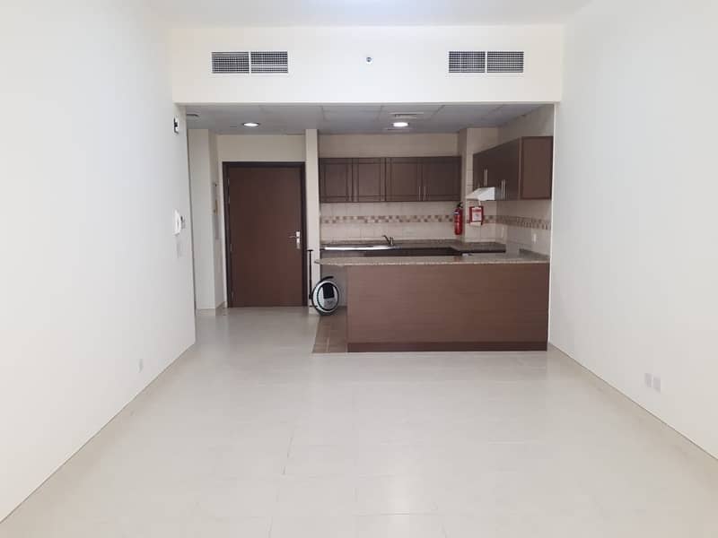 ATTRACTIVE DEAL 1-BHK APT FOR FAMILY SHARING CLOSE TO UNION METRO  @ 53K