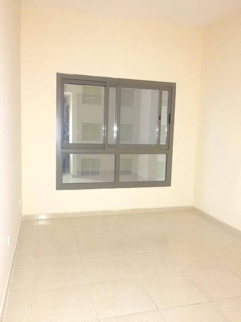 شقة في بارادايس ليك،مدينة الإمارات‬ 3 غرف 220000 درهم - 4438161