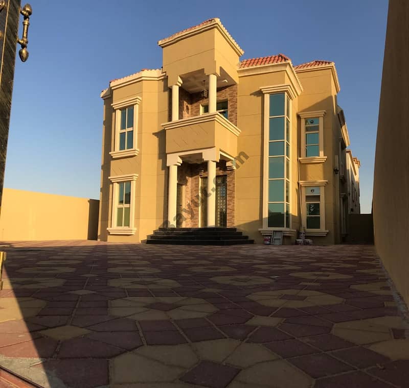 Beautiful villa for sale in Ajman muwaihat freehold, great location, opportunity price
