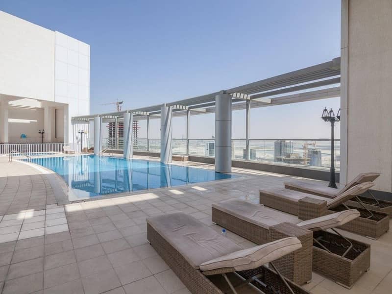 Spacious Apartment with Stunning View Spacious Apartment with Stunning View