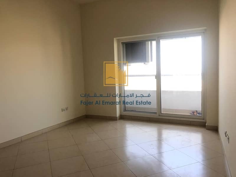 Sea view  3 Bedroom appartment for rent in Sharjah Al-Khan