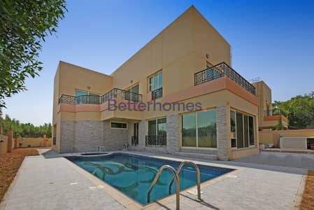 Very well maintained compound of 2 villa's Very well maintained compound of 2 villa's