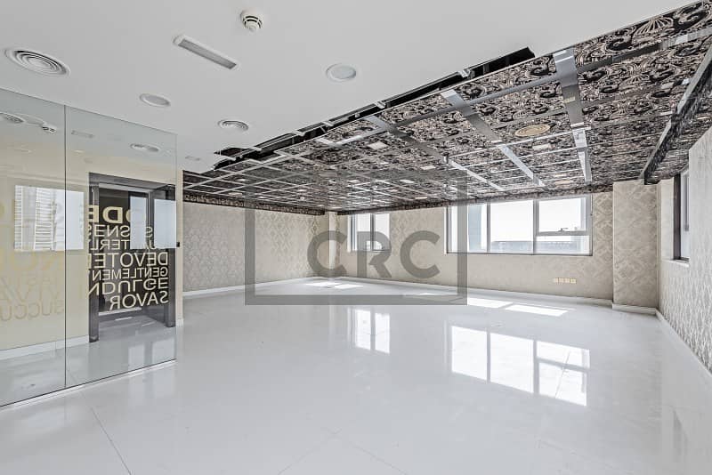 Partitioned | Close To Metro | Executive Tower