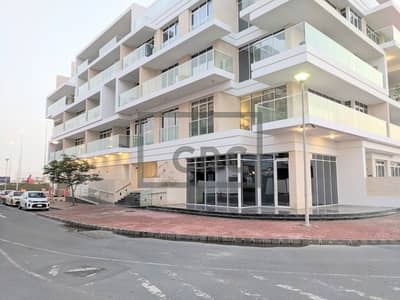 Busy Residential Building - Only Retail In Area Busy Residential Building - Only Retail In Area
