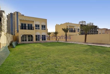 Beautiful large Nakheel Villas desirable address Beautiful large Nakheel Villas desirable address