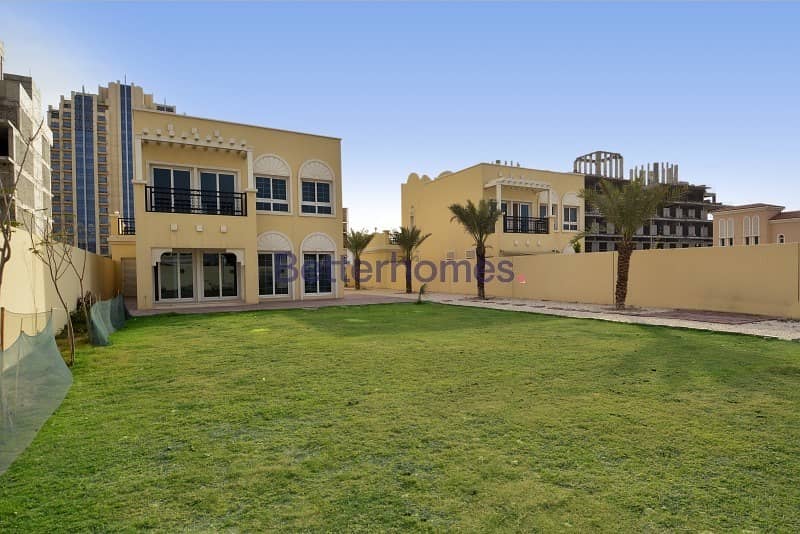 Beautiful large Nakheel Villas desirable address Beautiful large Nakheel Villas desirable address
