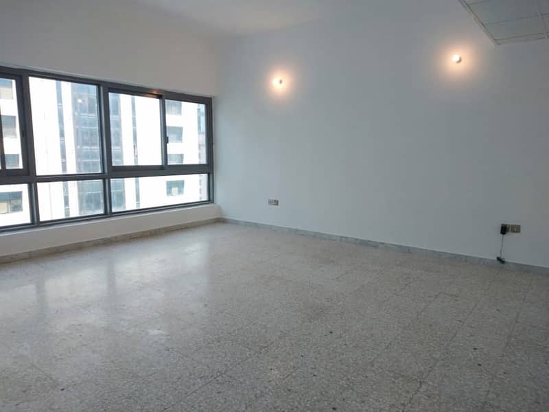 Attractive Specious  Apartment! 2 BHK 2 Bathrooms, With Balcony.