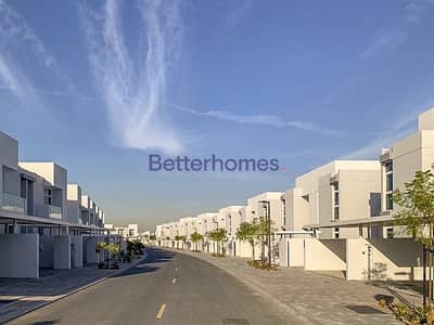 Large Townhouse|Semi Detach|Park view| Single row Large Townhouse|Semi Detach|Park view| Single row