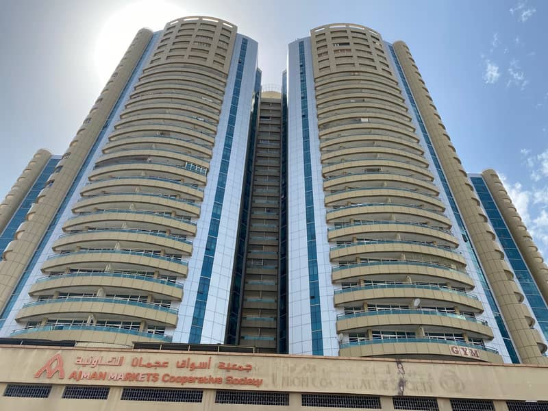 Two rooms and sea view lounge high floor for sale