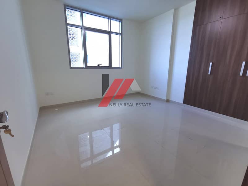6 Chiller free 1bhk flat near Mall of Emirates in 46k 4chews