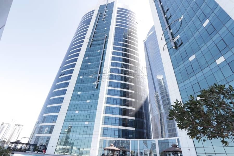 Stunning Studio| Parking| Sea View| Facilities Stunning Studio| Parking| Sea View| Facilities
