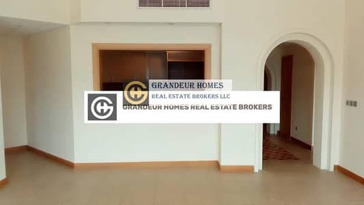Spacious 2 BR M Apt | High Floor | Sea View Spacious 2 BR M Apt | High Floor | Sea View