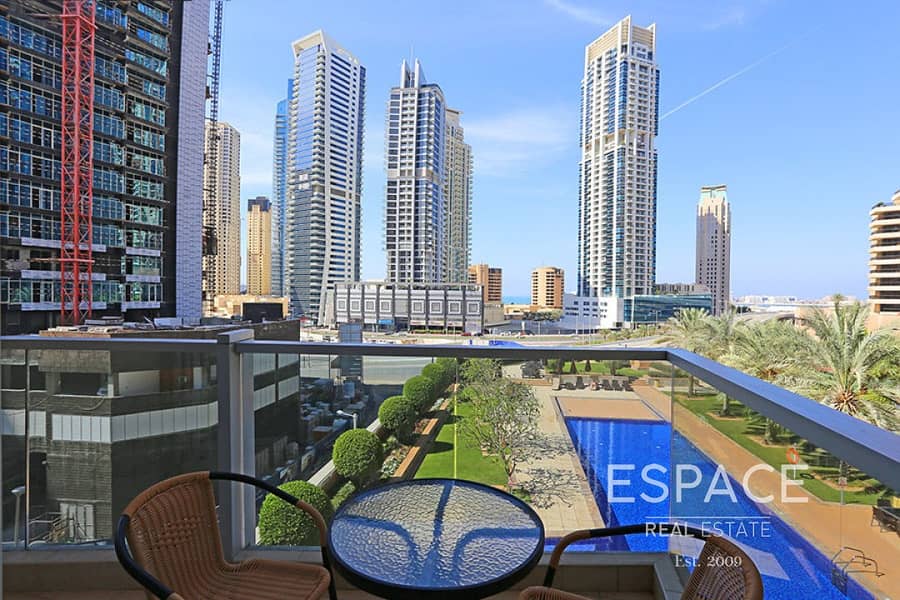 1 Bed | Great Condition | Pool View