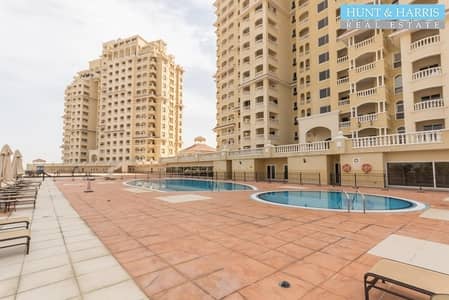 Sea View - Living by the Beach - Vacant - Well Maintained Sea View - Living by the Beach - Vacant - Well Maintained