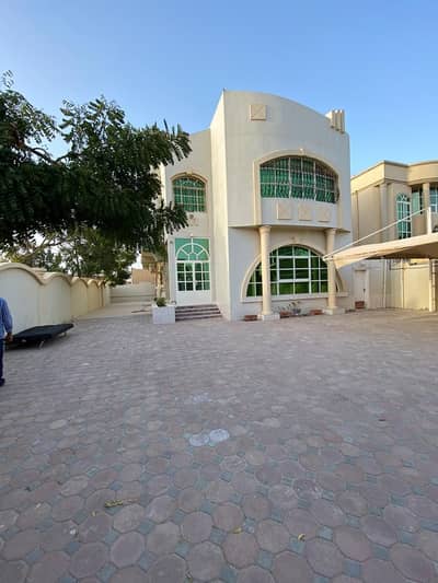 SPECIOUS 5 BHK AND MAJLIS VILLA FOR RENT IN AL RAWDHA 3 WITH BIG HOSH AND INSIDE COVERED CAR PARKING . AL RAWDHA 3 SPECIOUS 5 BHK AND MAJLIS VILLA FOR RENT IN AL RAWDHA 3 WITH BIG HOSH AND INSIDE COVERED CAR PARKING . AL RAWDHA 3