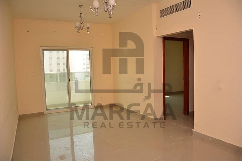 Large 2 BHK with Balcony - No Commission +Parking Large 2 BHK with Balcony - No Commission +Parking