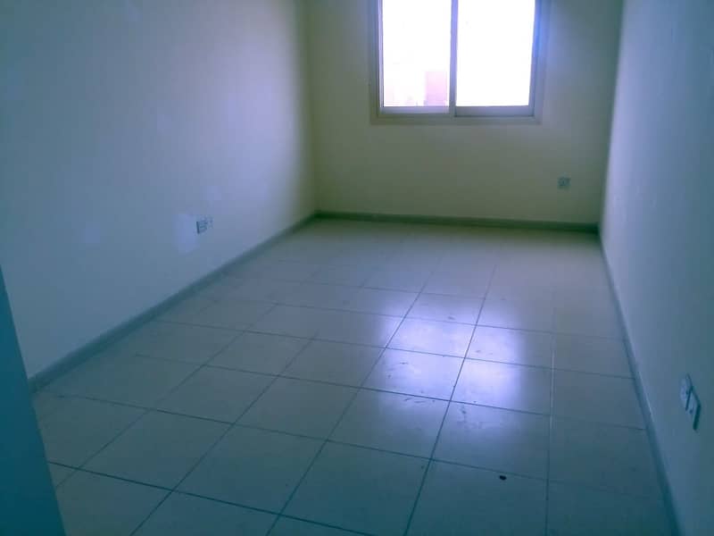 ONE MONTH FREE !!! SPACIOUS ONE BEDROOM HALL IN SOUQ AL KABEER, BUR DUBAI, @ 42k