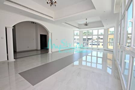 Modern well lit 5BED with pool in Umm Suqeim 2 Modern well lit 5BED with pool in Umm Suqeim 2