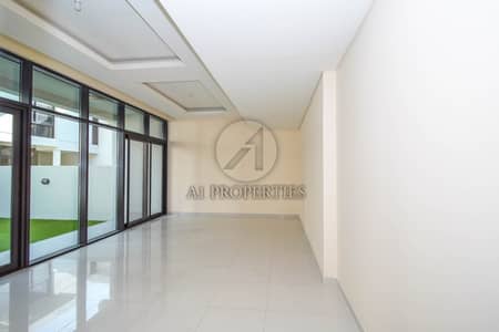 Park Facing 3BR Townhouse in DAMAC Hills Park Facing 3BR Townhouse in DAMAC Hills
