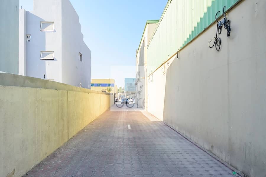 High quality spacious retail Mussafah Area