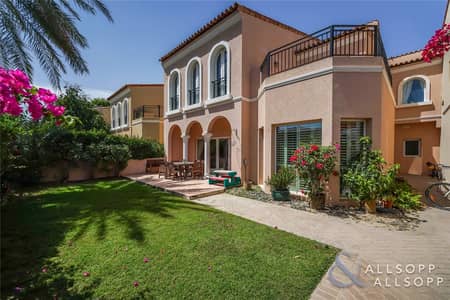 New Listing | Backing Pool and Park | VOT New Listing | Backing Pool and Park | VOT