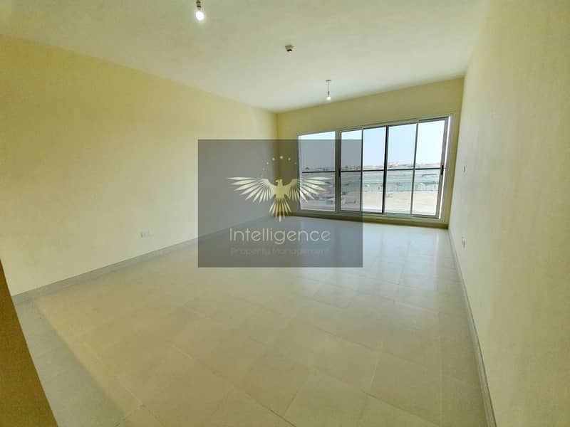 Brand New Spacious and Stunning Unit with Balcony