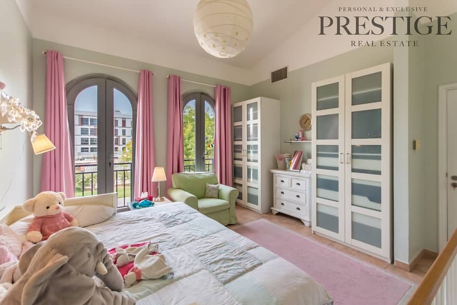 New Listing| 4 Beds | Facing the Pool New Listing| 4 Beds | Facing the Pool